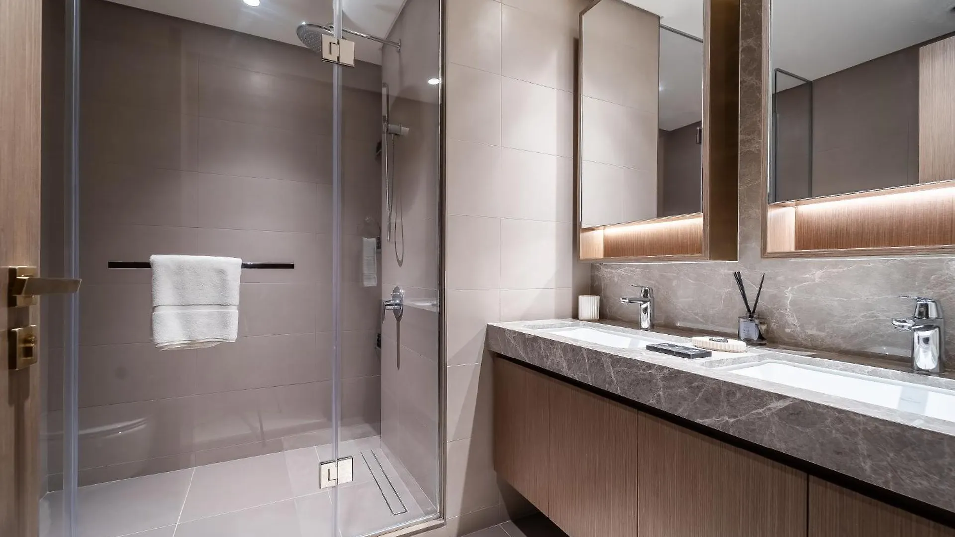 Elie Saab Tower Luxury Apartment Dubai
